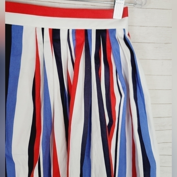 MODCLOTH VERTICAL STRIPED KNEE HIGH SKIRT, SZ LARGE - Picture 12 of 14